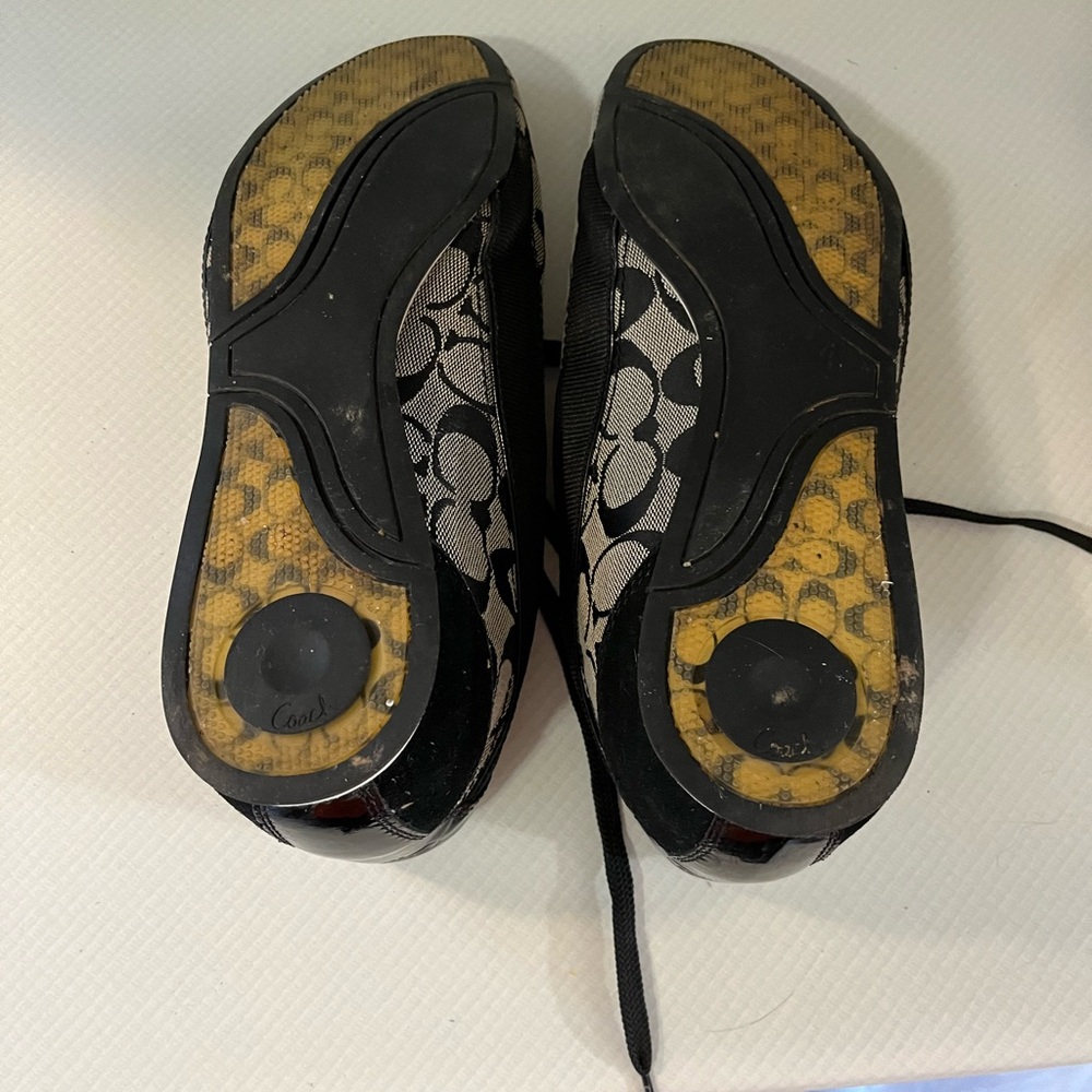Coach Hilary shoe size 12m